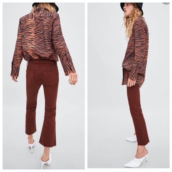 Zara Denim - NWT Zara Cropped Flare Jeans